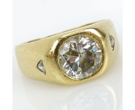 Man's Vintage Approx. 2.45 Carat Old European Cut Diamond and 14 Karat Yellow Gold Ring. Diamond K-L color, SI3 clarity. Ring