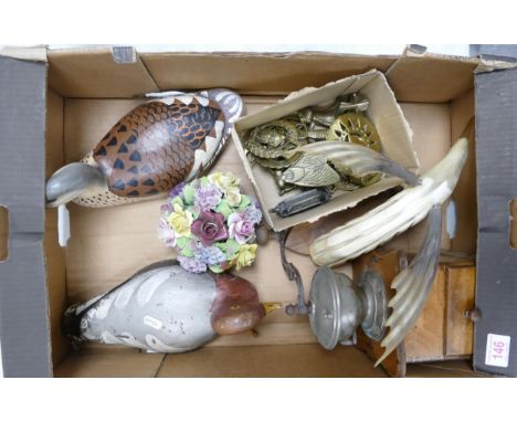 Mixed collection of items to include two painted Decoy ducks, one horn model of a flying fish, an early 20th century coffee g