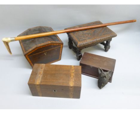 A C19th RECTANGULAR ROSEWOOD WORKBOX WITH A HINGED DOMED COVER AND SATINWOOD BANDING (15 cm x 21 cm x 18 cm), VICTORIAN INLAI