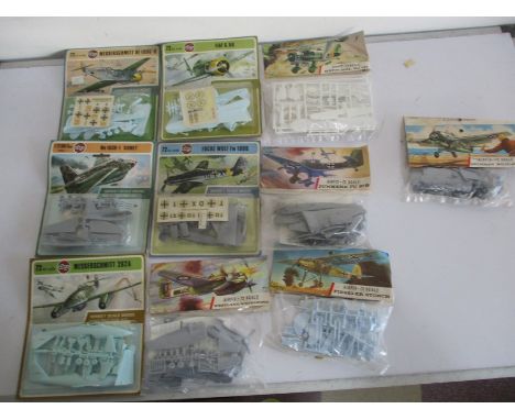 A collection of sealed air fix 1/72 scale model construction sets