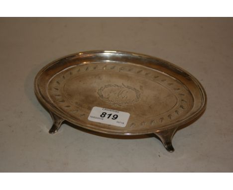 George III oval London silver teapot stand, 1794, makers mark I.R.