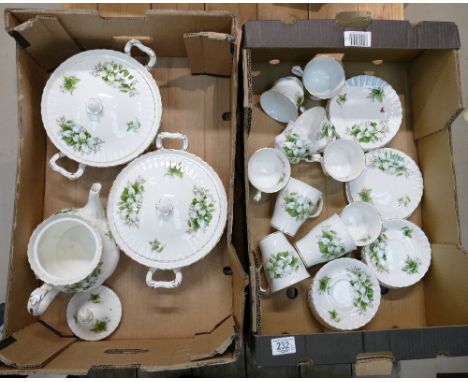 A collection of Royal Albert Trillium: Trillium patterned items including tureens, mugs, cups, teapot (mostly seconds) (2 tra
