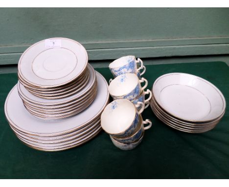 Sel. of mixed crockery incl. 4 x 6 (24) Crown Ming white ground dinner and dessert service together with 9 Edwardian white gr