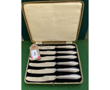 Boxed set of 6 silver handled tea knives (Sheffield 1994)