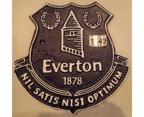 Cast iron Everton Football Club plaque, H: 24 cm. P&amp;P Group 2 (£18+VAT for the first lot and £3+VAT for subsequent lots) 