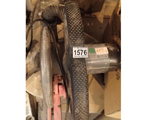 Pro power slide 1800w compound mitre saw. Not available for in-house P&P, contact Paul O'Hea at Mailboxes on 01925 659133Cond