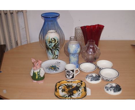 Collection of art glass &amp; ceramic to include a NatWest pig 