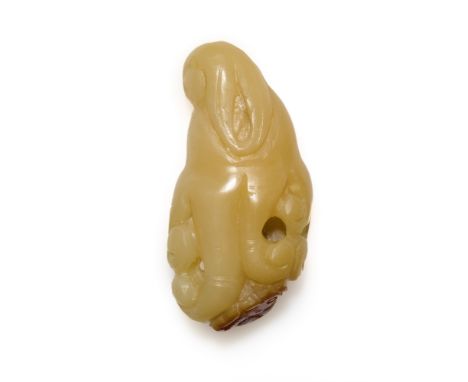 A CHINESE YELLOW JADE 'BUDDHAS HAND' PENDANT, QING DYNASTY (1644-1911) carved and pierced, the fruit with long curled fingers