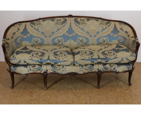 Mahogany Louis XVI-stijl sofa with carved elements, with partly  silk lining decorated with tigers and panthers, 19th century