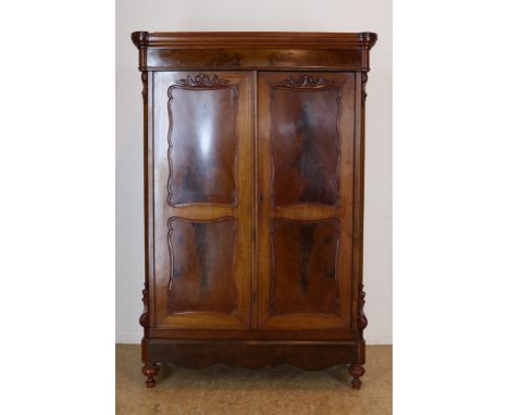 Mahogany Biedermeier linen cupboard with 2 panel doors and  drawer, 19th century, h. 185, w. 122, d. 45 cm.Mahonie Biedermeie