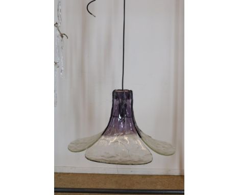 Heavy glass desgin lamp, designer: Carlo Nason, for: Mazzega,  Italy, sixtiesDikglazen design lamp bestaande uit 4 bladeren, 