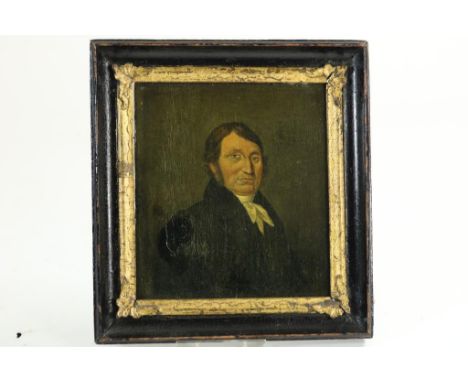 Unknown, approx., 19th century. portrait of gentleman, panel 15 x  14 cm.Onbekend, onges., 19e eeuw. portret van  heer, panee