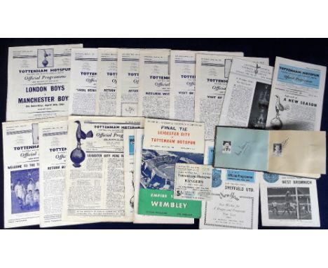 Football, Tottenham Hotspur collection inc. mid-late 60's Autograph album with various signatures, many with small pictures l