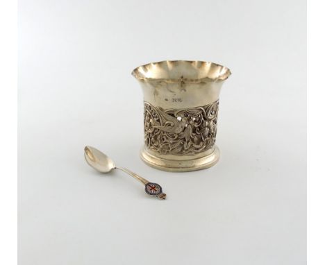 A Victorian silver pot, by William Comyns, London 1900, circular form, pierced and embossed with birds and foliate scroll dec