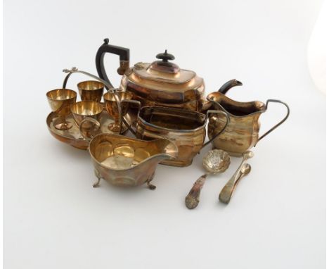 A mixed lot of silver and electroplated items, comprising: a silver cream jug, by The Adie Brothers Ltd, Birmingham 1928, wit