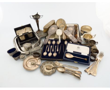 A mixed lot of silver items, various dates and makers, comprising: six Victorian Old English pattern dessert forks, a contine