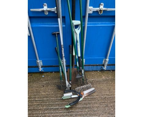 Garden Tools 
