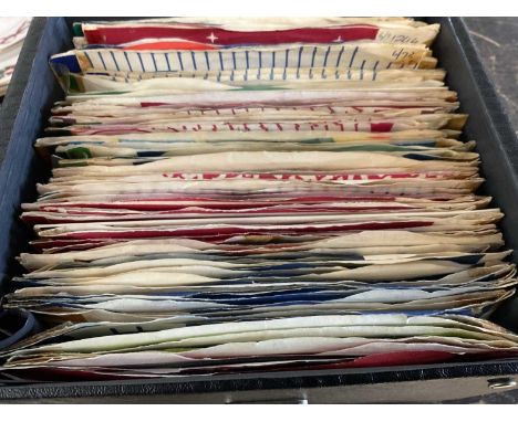 Collection of singles, predominantly 60s, including Beatles, Elvis and others