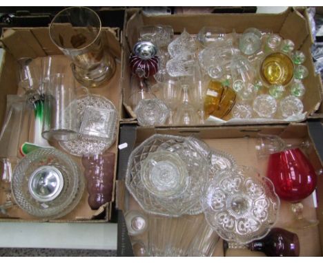 A mixed collection of items: glassware, vases, bowls, wine glasses etc (3 trays). 