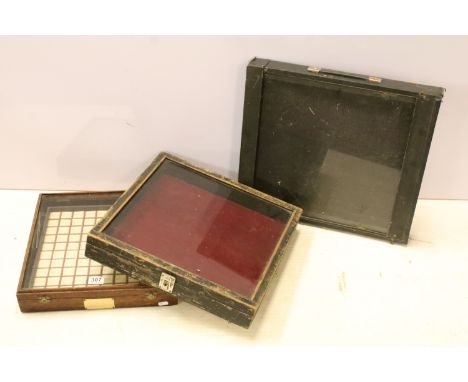 Three vintage counter top display boxes, one for displaying rings, H 40cm x 40cm, one red velvet lined with lift top glass li