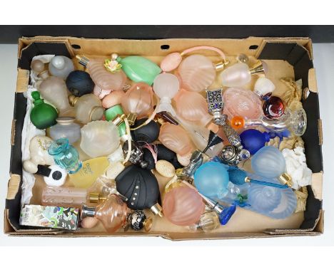 Large selection of vintage perfume, scent bottles and stoppers, to include Monro, Exclamation, Lou Lou, Lagerfeld, Chanson d'