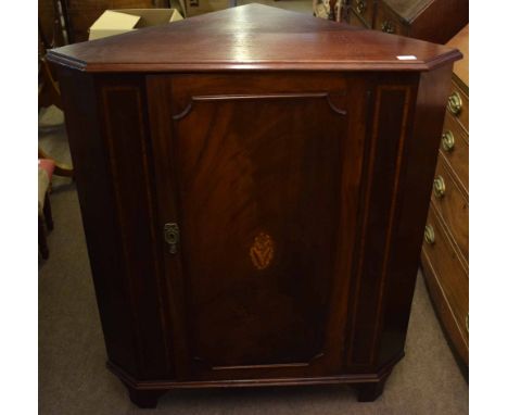 Inlaid mahogany floor standing corner cabinet with panelled door on bracket feet, 92cm wide