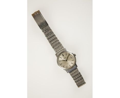 OMEGA: A GENTLEMAN'S STAINLESS STEEL WRISTWATCH, the dial with raised baton numerals, date aperture and sweep seconds hand, i