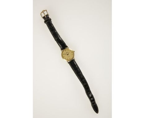 LONGINES: A LADIES 18K YELLOW GOLD WRISTWATCH, the gilt dial with baton numerals, inscribed "Longines Quartz", attached to a 