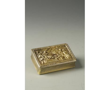 A GEORGE III SILVER-GILT SNUFF BOX of rectangular form, the cover with a relief scene from antiquity showing the meeting of K