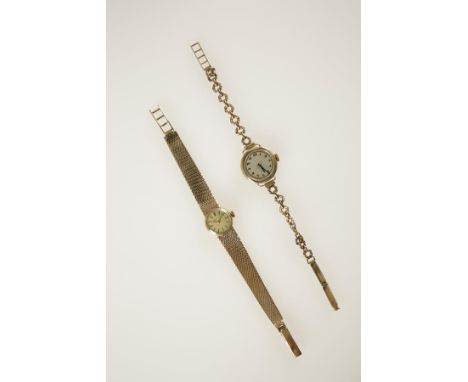A LADIES 9CT YELLOW GOLD WRISTWATCH, the round dial with raised baton numerals, inscribed "Certina", attached to a 9ct yellow