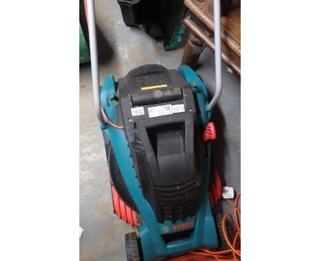 Bosch electric mower. Not available for in-house P&P, contact Paul O'Hea at Mailboxes on 01925 659133Condition Report: All el