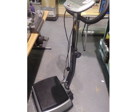 Body sculpture trainer model BM1500. Not available for in-house P&P, contact Paul O'Hea at Mailboxes on 01925 659133Condition