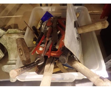 Box of mixed tools. Not available for in-house P&amp;P, contact Paul O'Hea at Mailboxes on 01925 659133 