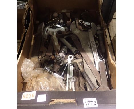 Box of mixed tools, mainly spanners. Not available for in-house P&amp;P, contact Paul O'Hea at Mailboxes on 01925 659133 