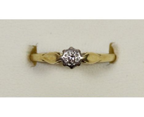 An unmarked gold and brilliant cut diamond ring, O, 2.6gm 