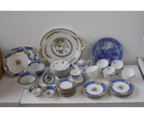 A quantity of china to include Royal Tuscan China 'Windswept' pattern, New Chelsea teawares, a part Royal Tuscan tea set with