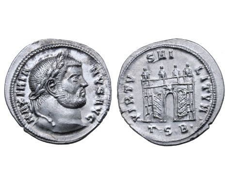 Maximian AR Argenteus. Thessalonica, AD 302. MAXIMIANVS AVG, laureate head right / VIRTVS MILITVM, four-turreted camp gate wi