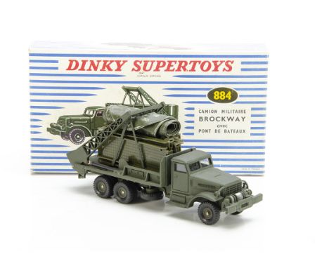 A French Dinky Toys 884 Brockway Bridge Layer, with eight plastic bridge pieces, two inflatable pontoons and map/leaflet, in 