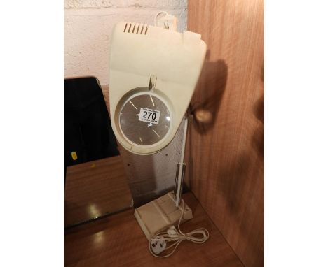 Magnifying Lamp 