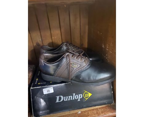Boxed of pair of Dunlop golf shoes-size UK 9.5 