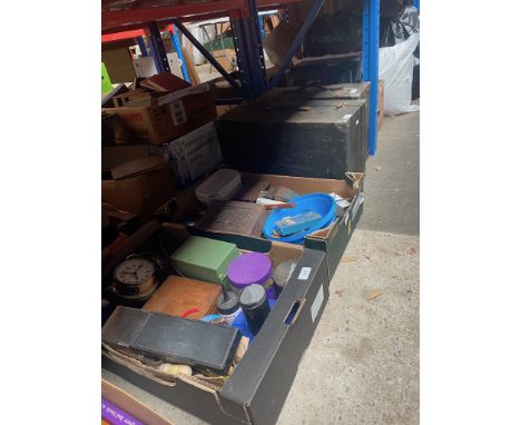2 joiners boxes and 2 boxes of various tools / garageware.