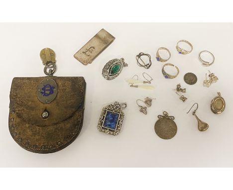 COLLECTION OF UNUSUAL SILVER ITEMS TO INCLUDE MONEY CLIP &amp;SILVER EMBELISHED COIN PURSE