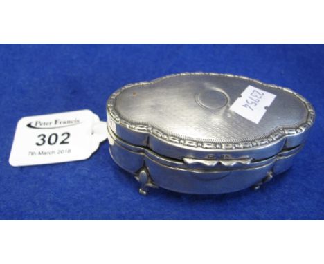 Silver engine turned ring box, having velvet lined interior, Birmingham hallmarks.(B.P. 24% incl. VAT)