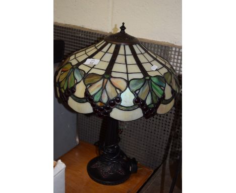 ART DECO STYLE TABLE LAMP