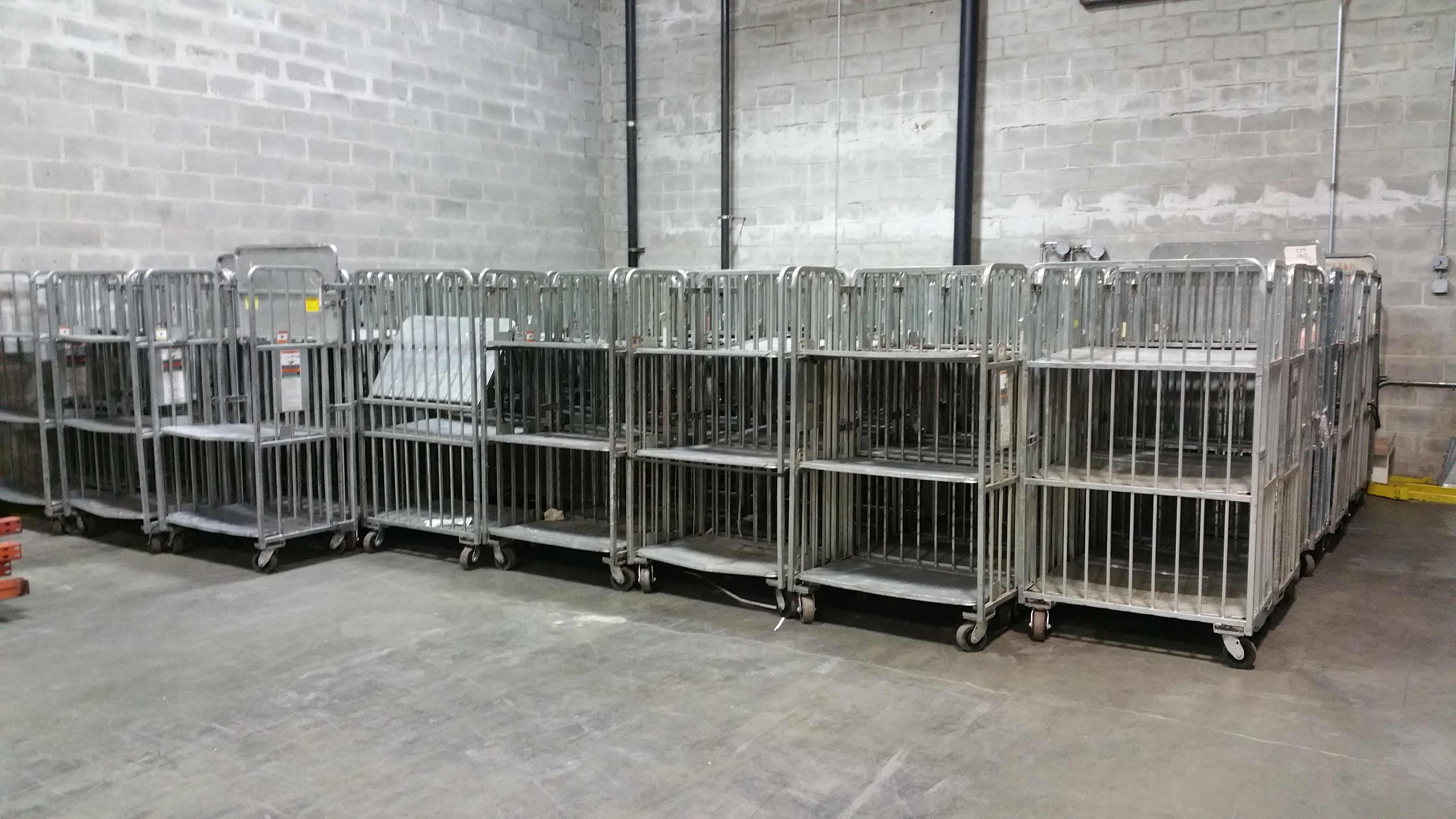 { Group of lots 1237B (P) } Cannon 3Tier Adjustable Bossy Carts