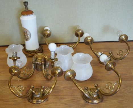 A set of brass wall lights with glass shades along with a Chokin table lamp, 29cm high