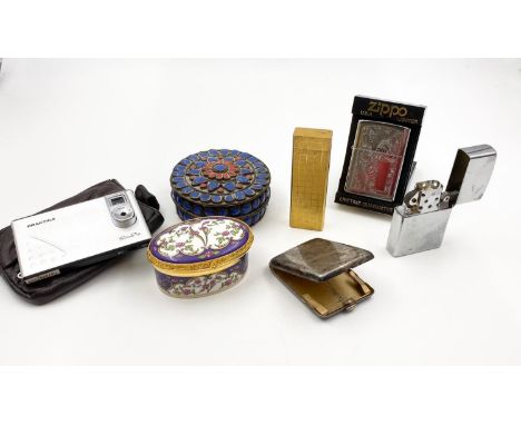 Mixed lot of 3 lighters, 2 trinket boxes and a Praktica slimPix camera. Included is a new zippo lighter in box. 