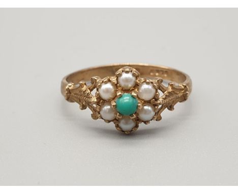A 9k Yellow Gold Seed Pearl and Turquoise Cluster Ring. Size N. 1.4g 