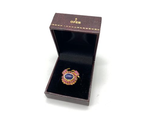 A 6ct Tanzanite Ruby Crab Ring on Silver Gilt. Size P.7g 