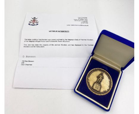 Rare Boxed Presentation Metropolitan Police Bronze Medal London Training Establishment as Presented to the Tower of London wi